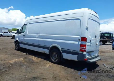 2015 Mercedes-Benz Sprinter 2500 High Roof z USA, uszkodzony, nr VIN WD3PE8DC8F5969389